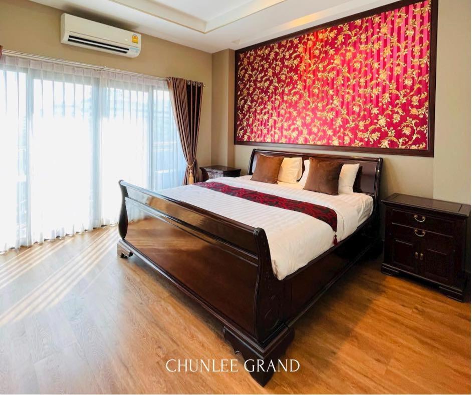 Hotel Chunlee Grand Korat Nakhonratchasima Exterior foto