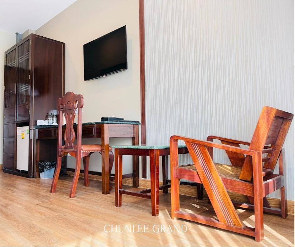 Hotel Chunlee Grand Korat Nakhonratchasima Exterior foto