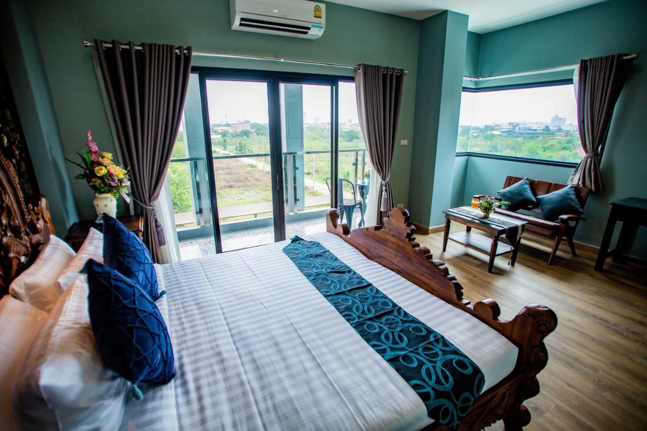 Hotel Chunlee Grand Korat Nakhonratchasima Exterior foto