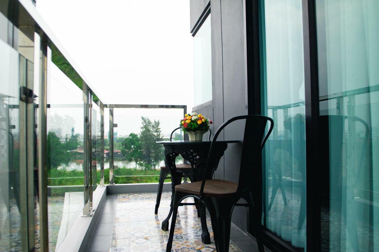 Hotel Chunlee Grand Korat Nakhonratchasima Exterior foto