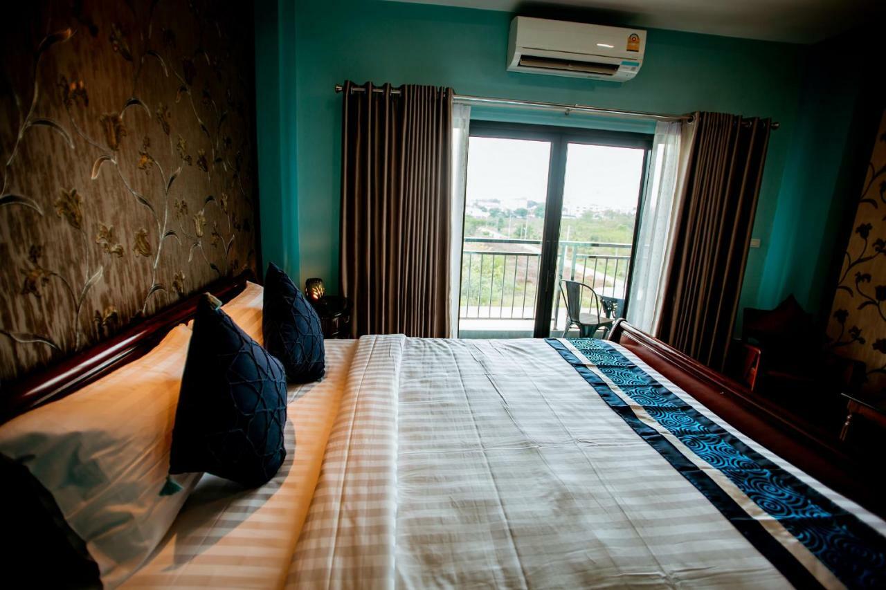 Hotel Chunlee Grand Korat Nakhonratchasima Exterior foto